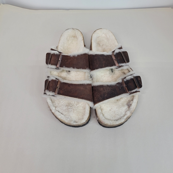 Birkenstock Shoes - Birkenstock Size 11 Arizona Shearling Two Strap Sandals Sherpa Lined